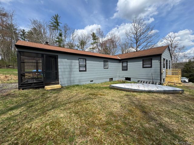 5 Lucky Lane, Narrowsburg, NY 12764