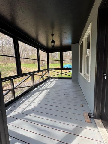 5 Lucky Lane, Narrowsburg, NY 12764