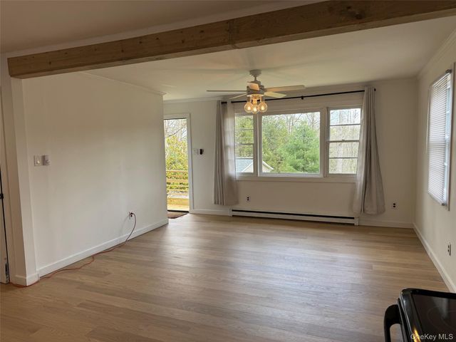 5 Lucky Lane, Narrowsburg, NY 12764