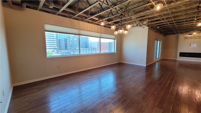 901 N Upper Broadway St 502, Corpus Christi, TX 78401