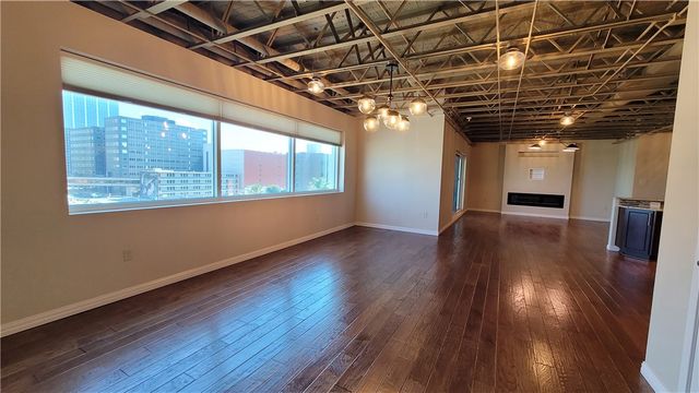 901 N Upper Broadway St 502, Corpus Christi, TX 78401