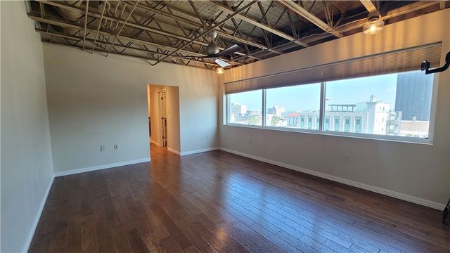 901 N Upper Broadway St 502, Corpus Christi, TX 78401