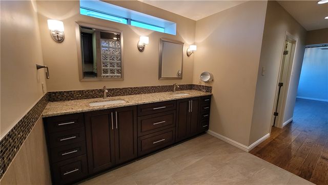 901 N Upper Broadway St 502, Corpus Christi, TX 78401