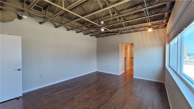 901 N Upper Broadway St 502, Corpus Christi, TX 78401