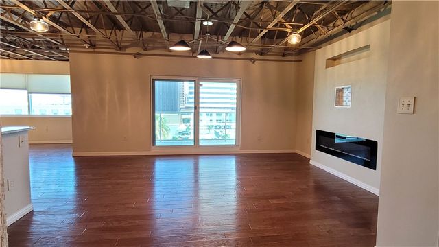 901 N Upper Broadway St 502, Corpus Christi, TX 78401