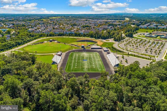 44029 RIVERPOINT DR, Leesburg, VA 20176