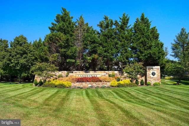 44029 RIVERPOINT DR, Leesburg, VA 20176