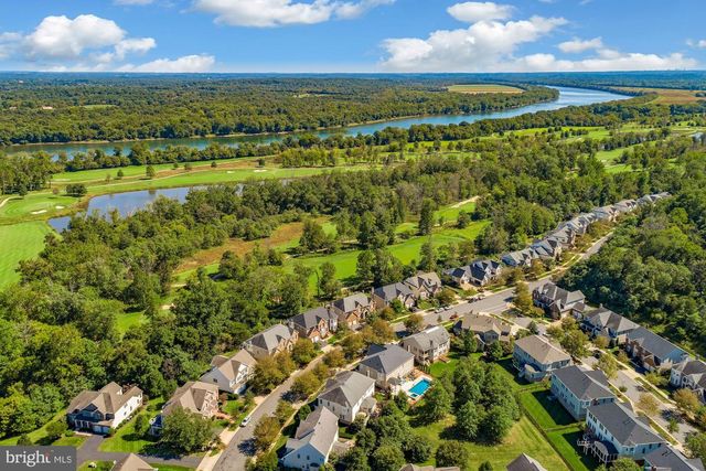 44029 RIVERPOINT DR, Leesburg, VA 20176