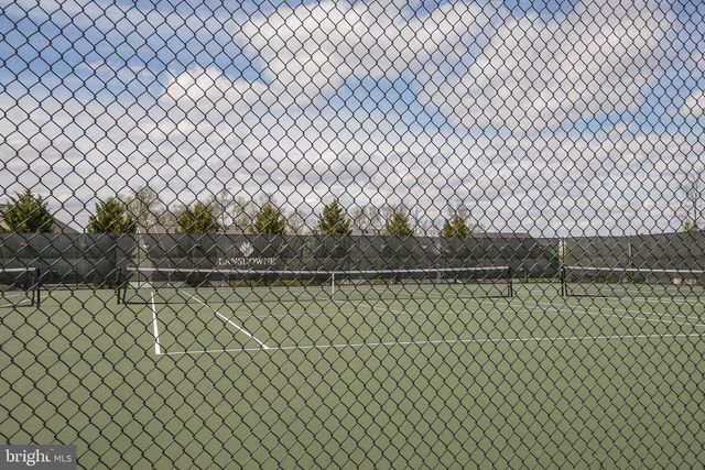 44029 RIVERPOINT DR, Leesburg, VA 20176