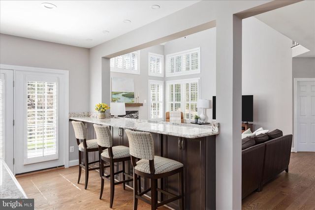 44029 RIVERPOINT DR, Leesburg, VA 20176