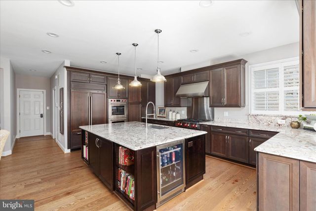 44029 RIVERPOINT DR, Leesburg, VA 20176