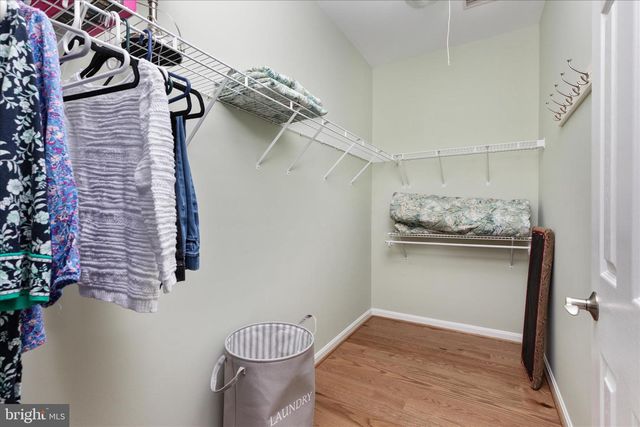 44029 RIVERPOINT DR, Leesburg, VA 20176