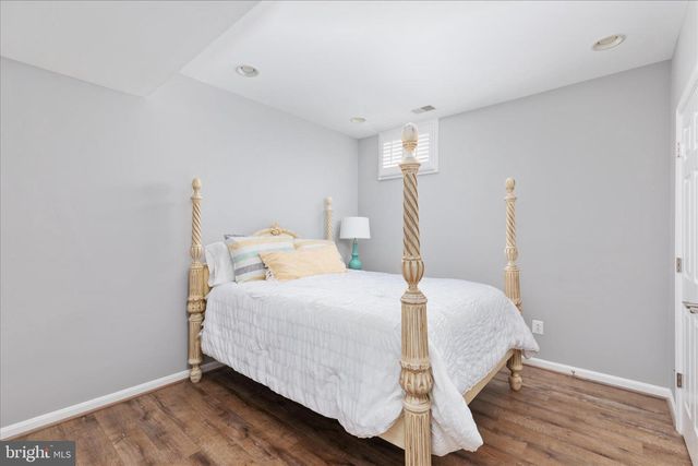 44029 RIVERPOINT DR, Leesburg, VA 20176