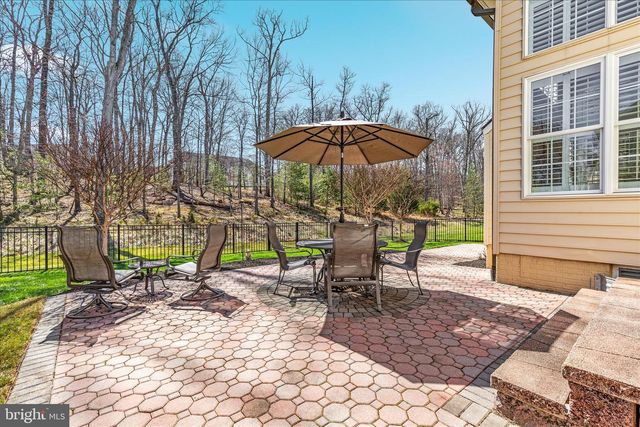 44029 RIVERPOINT DR, Leesburg, VA 20176