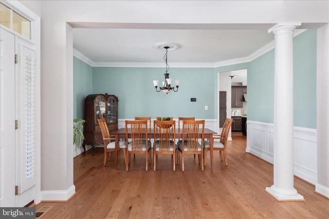 44029 RIVERPOINT DR, Leesburg, VA 20176