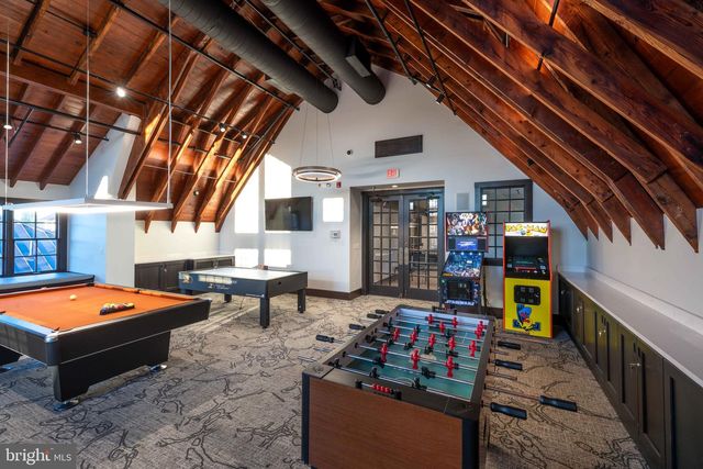 44029 RIVERPOINT DR, Leesburg, VA 20176