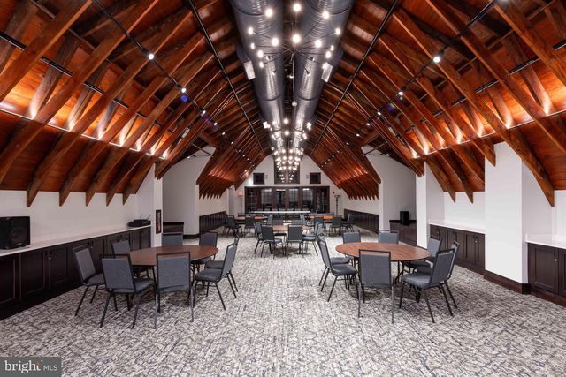 44029 RIVERPOINT DR, Leesburg, VA 20176