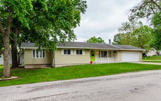 80 Pennsylvania Street, Carlisle, IA 50047