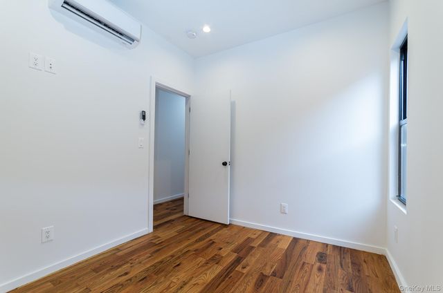 445 E 46th Street, Brooklyn, NY 11203