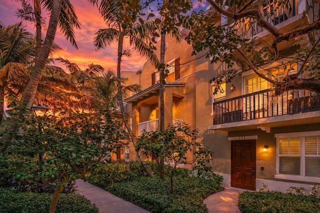 109 E Coda Circle, Delray Beach, FL 33444