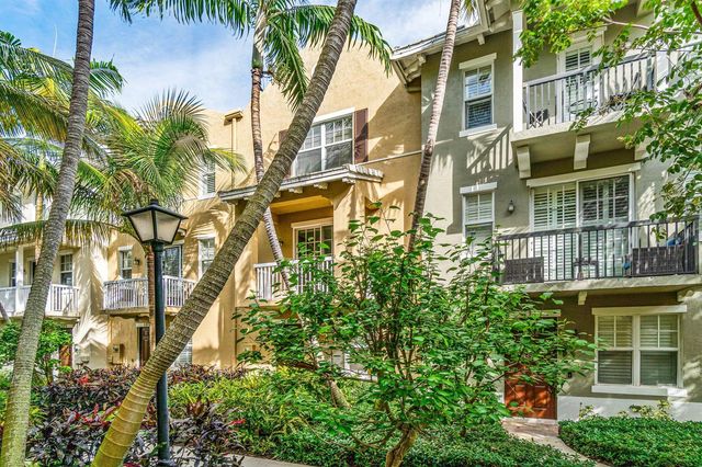 109 E Coda Circle, Delray Beach, FL 33444
