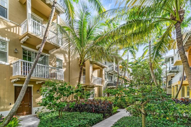 109 E Coda Circle, Delray Beach, FL 33444