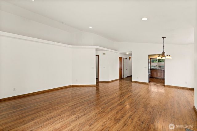 628 S 117th Street, Tacoma, WA 98444