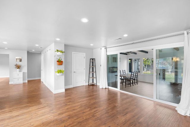 1257 56th Ave, Sacramento, CA 95831