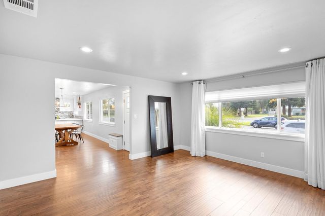 1257 56th Ave, Sacramento, CA 95831