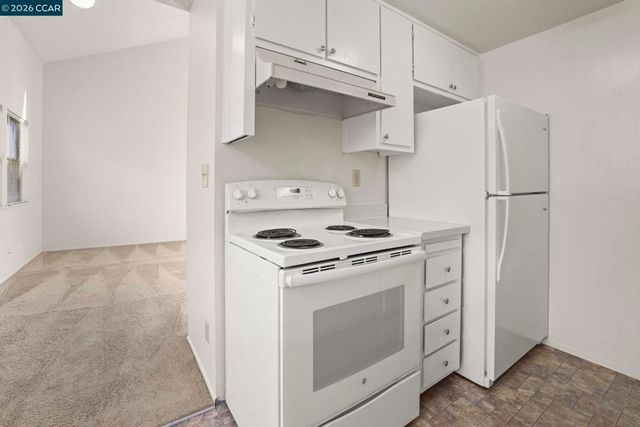 833 Camelback Pl, Pleasant Hill, CA 94523