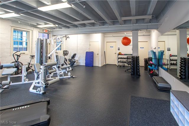 13715 Shaker Boulevard 1B, Cleveland, OH 44120