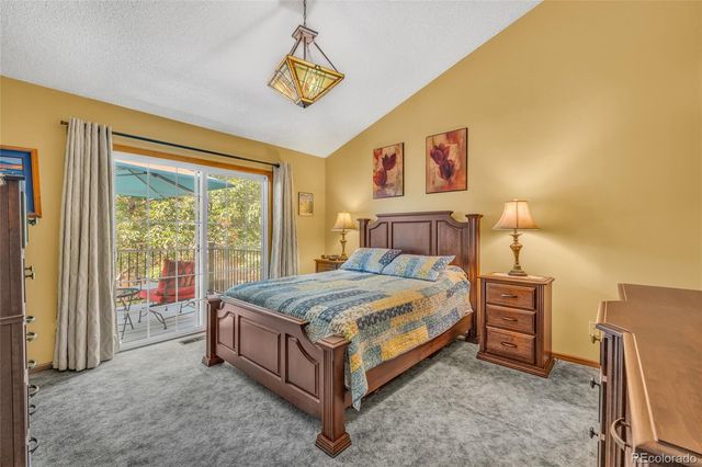 829 Buchanan Lane, Longmont, CO 80504