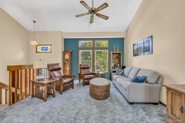 829 Buchanan Lane, Longmont, CO 80504