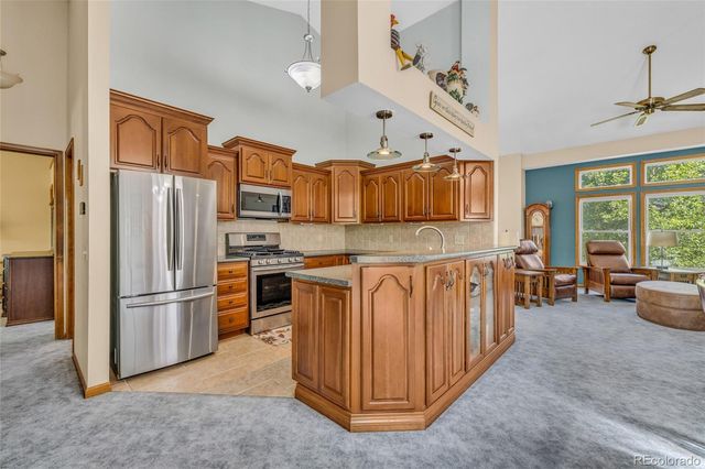 829 Buchanan Lane, Longmont, CO 80504