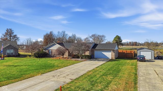 104 Division Drive, Tipton, IN 46072