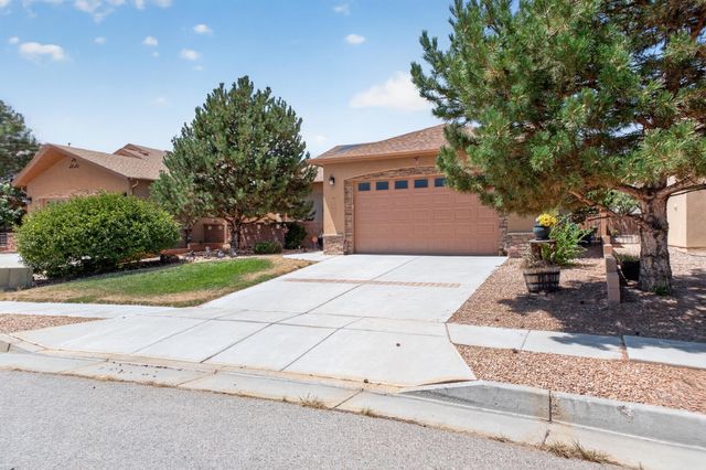 10811 Saltillo Street NW, Albuquerque, NM 87114