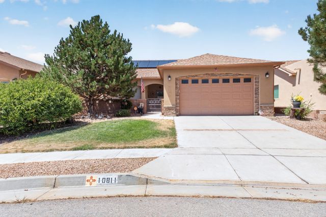 10811 Saltillo Street NW, Albuquerque, NM 87114