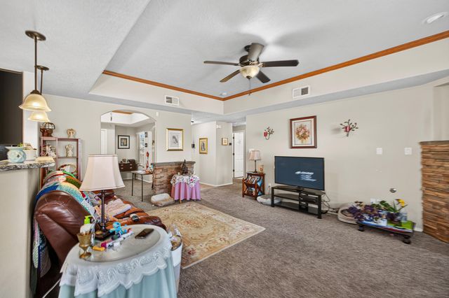10811 Saltillo Street NW, Albuquerque, NM 87114