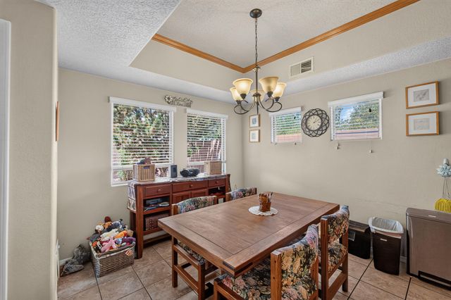 10811 Saltillo Street NW, Albuquerque, NM 87114