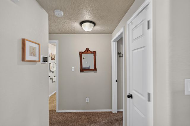 10811 Saltillo Street NW, Albuquerque, NM 87114