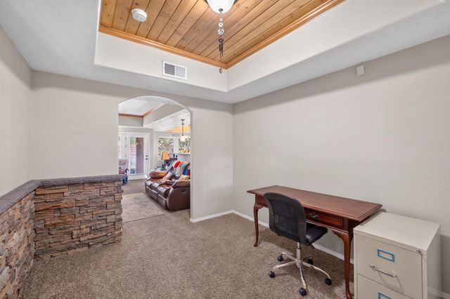 10811 Saltillo Street NW, Albuquerque, NM 87114