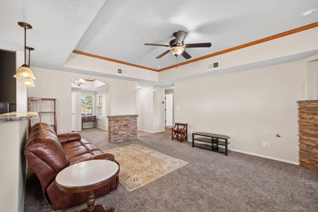10811 Saltillo Street NW, Albuquerque, NM 87114