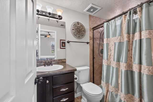 10811 Saltillo Street NW, Albuquerque, NM 87114
