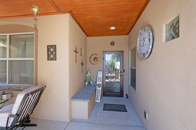 10811 Saltillo Street NW, Albuquerque, NM 87114