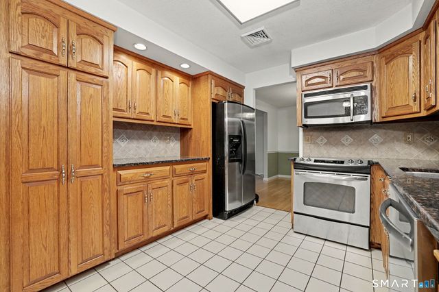 301 Tulip Drive, Meriden, CT 06450