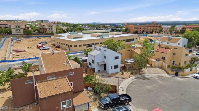 1832 Vail Court SE, Albuquerque, NM 87106