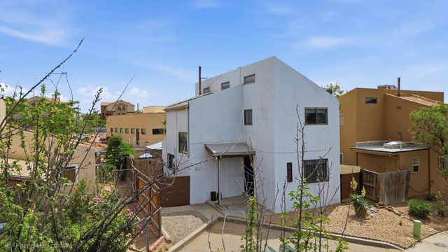 1832 Vail Court SE, Albuquerque, NM 87106