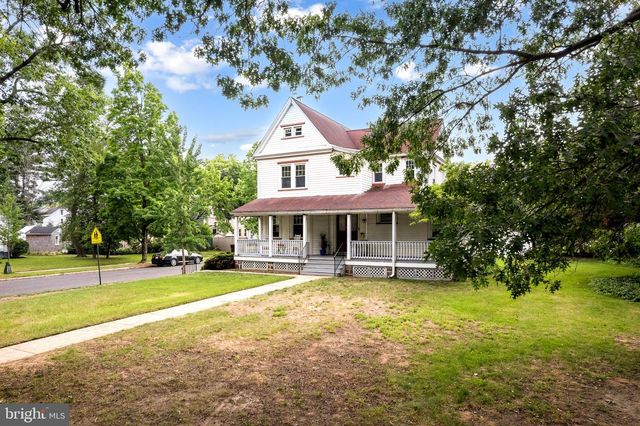 404--406 FULTON ST, Riverton, NJ 08077