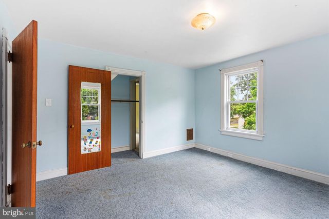 404--406 FULTON ST, Riverton, NJ 08077