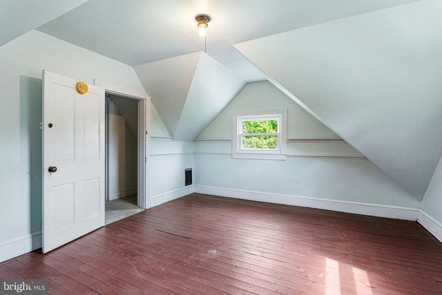 404--406 FULTON ST, Riverton, NJ 08077